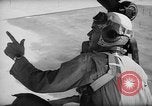 Standbild 318 Fighter Group Personal Saipan Nördliche Marianen, 1944, aus Sekunde 30 historischem Filmmaterial Videoclip 65675047540