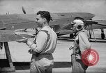 Standbild 318 Fighter Group Personal Saipan Nördliche Marianen, 1944, aus Sekunde 36 historischem Filmmaterial Videoclip 65675047540