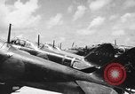 Standbild 318 Fighter Group Personal Saipan Nördliche Marianen, 1944, aus Sekunde 45 historischem Filmmaterial Videoclip 65675047540