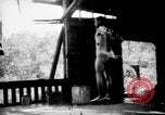 Standbild US-Truppen einrichten Camp auf beschlagnahmte japanische base Aslito Flugplatz Saipan Marianen, 1944, aus Sekunde 38 historischem Filmmaterial Videoclip 65675047542