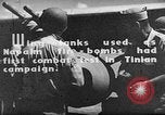 Standbild improvisierten napalm Bomben auf P-47 Flugzeuge Aslito Flugplatz Saipan Marianen, 1944, aus Sekunde 4 historischem Filmmaterial Videoclip 65675047545