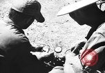 Standbild improvisierten napalm Bomben auf P-47 Flugzeuge Aslito Flugplatz Saipan Marianen, 1944, aus Sekunde 30 historischem Filmmaterial Videoclip 65675047545