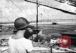 Standbild 19 USAAF Fighter Squadron P-47s der gegnerischen Insel Tinian Insel Tinian Marianen, 1945, aus Sekunde 1 historischem Filmmaterial Videoclip 65675047547