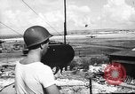 Standbild 19 USAAF Fighter Squadron P-47s der gegnerischen Insel Tinian Insel Tinian Marianen, 1945, aus Sekunde 6 historischem Filmmaterial Videoclip 65675047547
