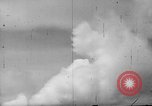 Standbild 19 USAAF Fighter Squadron P-47s der gegnerischen Insel Tinian Insel Tinian Marianen, 1945, aus Sekunde 22 historischem Filmmaterial Videoclip 65675047547