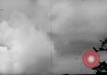Standbild 19 USAAF Fighter Squadron P-47s der gegnerischen Insel Tinian Insel Tinian Marianen, 1945, aus Sekunde 26 historischem Filmmaterial Videoclip 65675047547