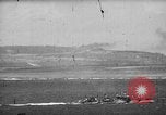 Standbild Schlacht von Tinian Island in Zweiten Weltkrieg Insel Tinian Marianen, 1944, aus Sekunde 10 historischem Filmmaterial Videoclip 65675047549