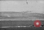 Standbild Schlacht von Tinian Island in Zweiten Weltkrieg Insel Tinian Marianen, 1944, aus Sekunde 13 historischem Filmmaterial Videoclip 65675047549