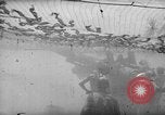 Standbild Schlacht von Tinian Island in Zweiten Weltkrieg Insel Tinian Marianen, 1944, aus Sekunde 30 historischem Filmmaterial Videoclip 65675047549
