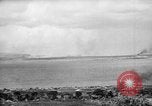 Standbild Schlacht von Tinian Island in Zweiten Weltkrieg Insel Tinian Marianen, 1944, aus Sekunde 47 historischem Filmmaterial Videoclip 65675047549