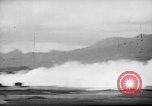 Standbild 318 USAAF Fighter Gruppe P-47s in der Schlacht von Tinian Insel Tinian Marianen, 1944, aus Sekunde 12 historischem Filmmaterial Videoclip 65675047551