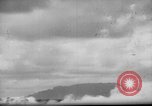 Standbild 318 USAAF Fighter Gruppe P-47s in der Schlacht von Tinian Insel Tinian Marianen, 1944, aus Sekunde 17 historischem Filmmaterial Videoclip 65675047551
