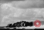 Standbild 318 USAAF Fighter Gruppe P-47s in der Schlacht von Tinian Insel Tinian Marianen, 1944, aus Sekunde 19 historischem Filmmaterial Videoclip 65675047551