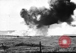 Standbild 318 USAAF Fighter Gruppe P-47s in der Schlacht von Tinian Insel Tinian Marianen, 1944, aus Sekunde 26 historischem Filmmaterial Videoclip 65675047551