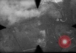 Standbild 318 USAAF Fighter Gruppe P-47s in der Schlacht von Tinian Insel Tinian Marianen, 1944, aus Sekunde 36 historischem Filmmaterial Videoclip 65675047551
