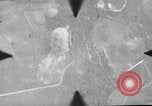 Standbild 318 USAAF Fighter Gruppe P-47s in der Schlacht von Tinian Insel Tinian Marianen, 1944, aus Sekunde 44 historischem Filmmaterial Videoclip 65675047551