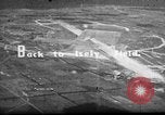 Standbild P-47s von 318 Fighter Group Rückkehr von Tinian raid Aslito Flugplatz Saipan Marianen, 1944, aus Sekunde 27 historischem Filmmaterial Videoclip 65675047552