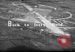 Standbild P-47s von 318 Fighter Group Rückkehr von Tinian raid Aslito Flugplatz Saipan Marianen, 1944, aus Sekunde 31 historischem Filmmaterial Videoclip 65675047552