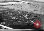 Standbild P-47s von 318 Fighter Group Rückkehr von Tinian raid Aslito Flugplatz Saipan Marianen, 1944, aus Sekunde 36 historischem Filmmaterial Videoclip 65675047552