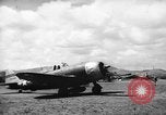 Standbild P-47s 19 USAAF Fighter Squadron in Saipan Saipan Marianen, 1944, aus Sekunde 6 historischem Filmmaterial Videoclip 65675047553