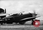 Standbild P-47s 19 USAAF Fighter Squadron in Saipan Saipan Marianen, 1944, aus Sekunde 61 historischem Filmmaterial Videoclip 65675047553