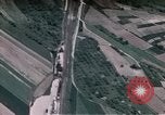 Standbild P-47 Thunderbolt Ebene Deutschland, 1945, aus Sekunde 47 historischem Filmmaterial Videoclip 65675047559