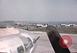 Immagine di P-38 combattenti di alleggerimento Germania, 1945, secondo 37 filmato di repertorio 65675047570