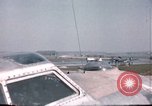 Immagine di P-38 combattenti di alleggerimento Germania, 1945, secondo 54 filmato di repertorio 65675047570