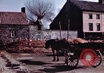 Immagine di Due civili Germania, 1945, secondo 10 filmato di repertorio 65675047571