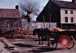 Immagine di Due civili Germania, 1945, secondo 11 filmato di repertorio 65675047571