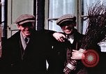 Immagine di Due civili Germania, 1945, secondo 25 filmato di repertorio 65675047571
