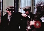 Immagine di Due civili Germania, 1945, secondo 31 filmato di repertorio 65675047571