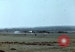 Standbild P-47 Thunderbolts Belgien, 1945, aus Sekunde 4 historischem Filmmaterial Videoclip 65675047574
