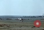 Standbild P-47 Thunderbolts Belgien, 1945, aus Sekunde 16 historischem Filmmaterial Videoclip 65675047574