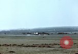 Standbild P-47 Thunderbolts Belgien, 1945, aus Sekunde 31 historischem Filmmaterial Videoclip 65675047574