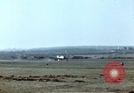 Standbild P-47 Thunderbolts Belgien, 1945, aus Sekunde 32 historischem Filmmaterial Videoclip 65675047574