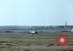 Standbild P-47 Thunderbolts Belgien, 1945, aus Sekunde 34 historischem Filmmaterial Videoclip 65675047574