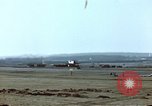 Standbild P-47 Thunderbolts Belgien, 1945, aus Sekunde 47 historischem Filmmaterial Videoclip 65675047574