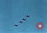 Standbild P-47 Thunderbolts wie Belgien, 1945, aus Sekunde 13 historischem Filmmaterial Videoclip 65675047575