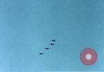 Standbild P-47 Thunderbolts wie Belgien, 1945, aus Sekunde 35 historischem Filmmaterial Videoclip 65675047575