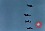 Immagine di P-47 Thunderbolts Come il Belgio, 1945, secondo 20 filmato di repertorio 65675047576