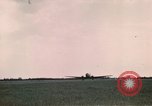 Standbild Patienten airlifted an US Army Field Hospital München Deutschland, 1945, aus Sekunde 22 historischem Filmmaterial Videoclip 65675047579