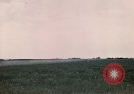 Standbild Patienten airlifted an US Army Field Hospital München Deutschland, 1945, aus Sekunde 45 historischem Filmmaterial Videoclip 65675047579