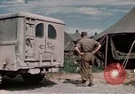 Standbild Patienten airlifted an US Army Field Hospital München Deutschland, 1945, aus Sekunde 48 historischem Filmmaterial Videoclip 65675047579