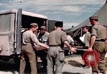 Standbild Patienten airlifted an US Army Field Hospital München Deutschland, 1945, aus Sekunde 62 historischem Filmmaterial Videoclip 65675047579