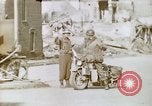 Immagine di Rovine della città Germania, 1945, secondo 26 filmato di repertorio 65675047585