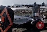Immagine di Scatafascio British Halifax III aeromobile Germania, 1945, secondo 25 filmato di repertorio 65675047587