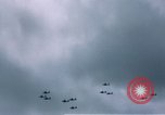 Standbild P-47 Thunderbolt Kampfflugzeugen Deutschland, 1945, aus Sekunde 17 historischem Filmmaterial Videoclip 65675047604