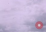 Standbild viele Formationen der US-Flugzeuge Deutschland, 1945, aus Sekunde 5 historischem Filmmaterial Videoclip 65675047605