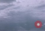 Standbild viele Formationen der US-Flugzeuge Deutschland, 1945, aus Sekunde 19 historischem Filmmaterial Videoclip 65675047605